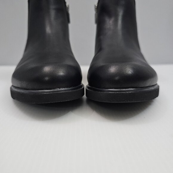 Munro Leighton Ankle Bootie Womens 7.5 NARROW Black Leather Chelsea Comfort - Picture 7 of 14